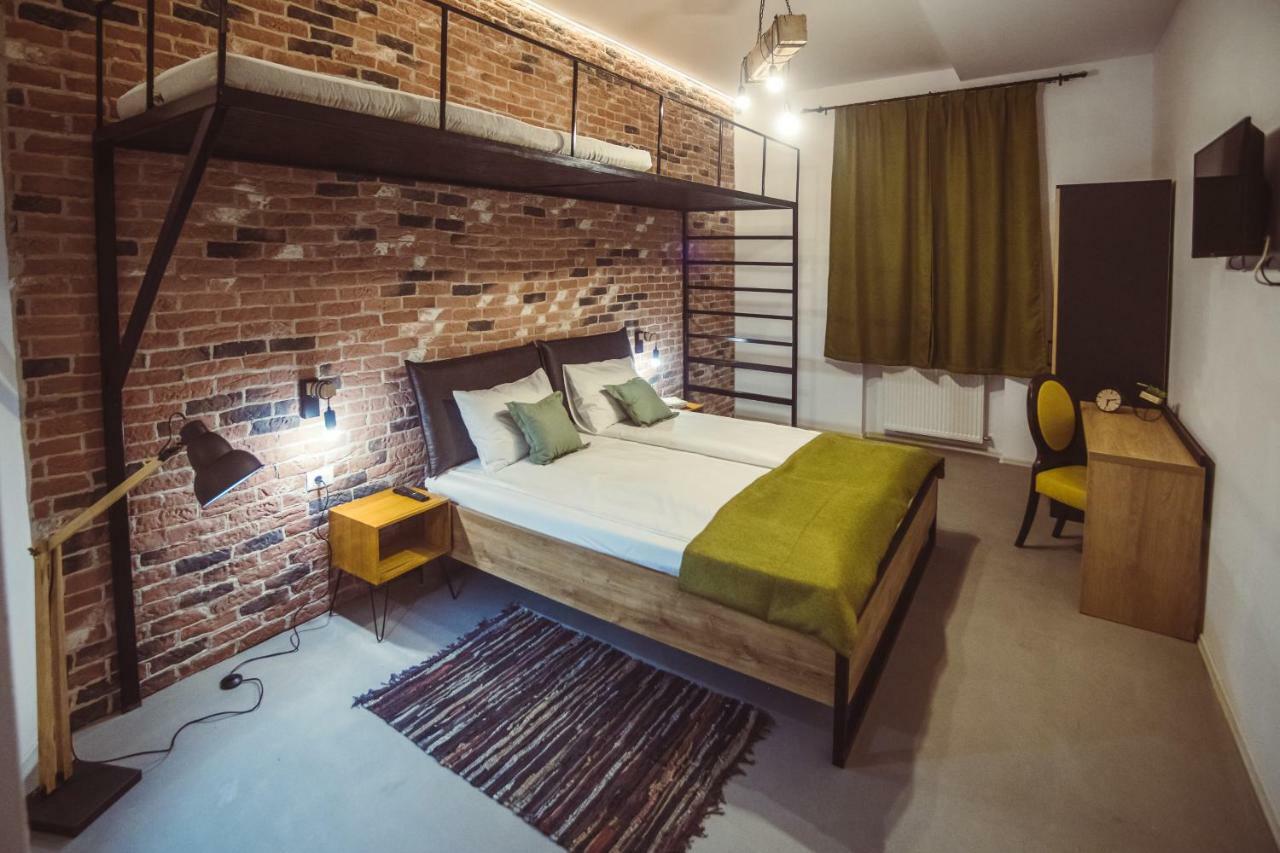 Timhouse Hotel Timisoara Bagian luar foto