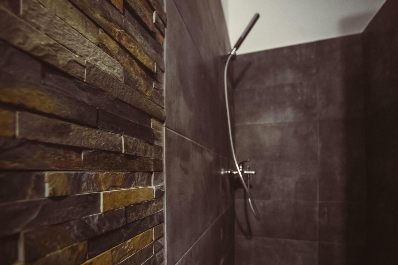 Timhouse Hotel Timisoara Bagian luar foto