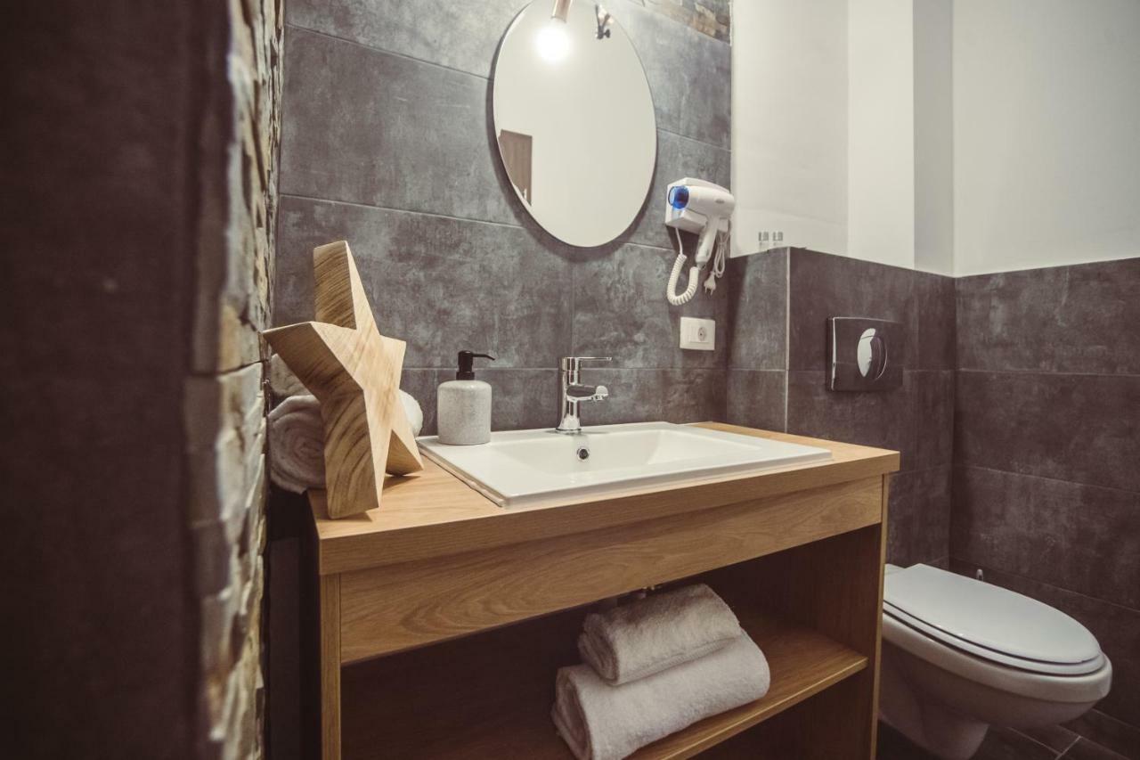 Timhouse Hotel Timisoara Bagian luar foto