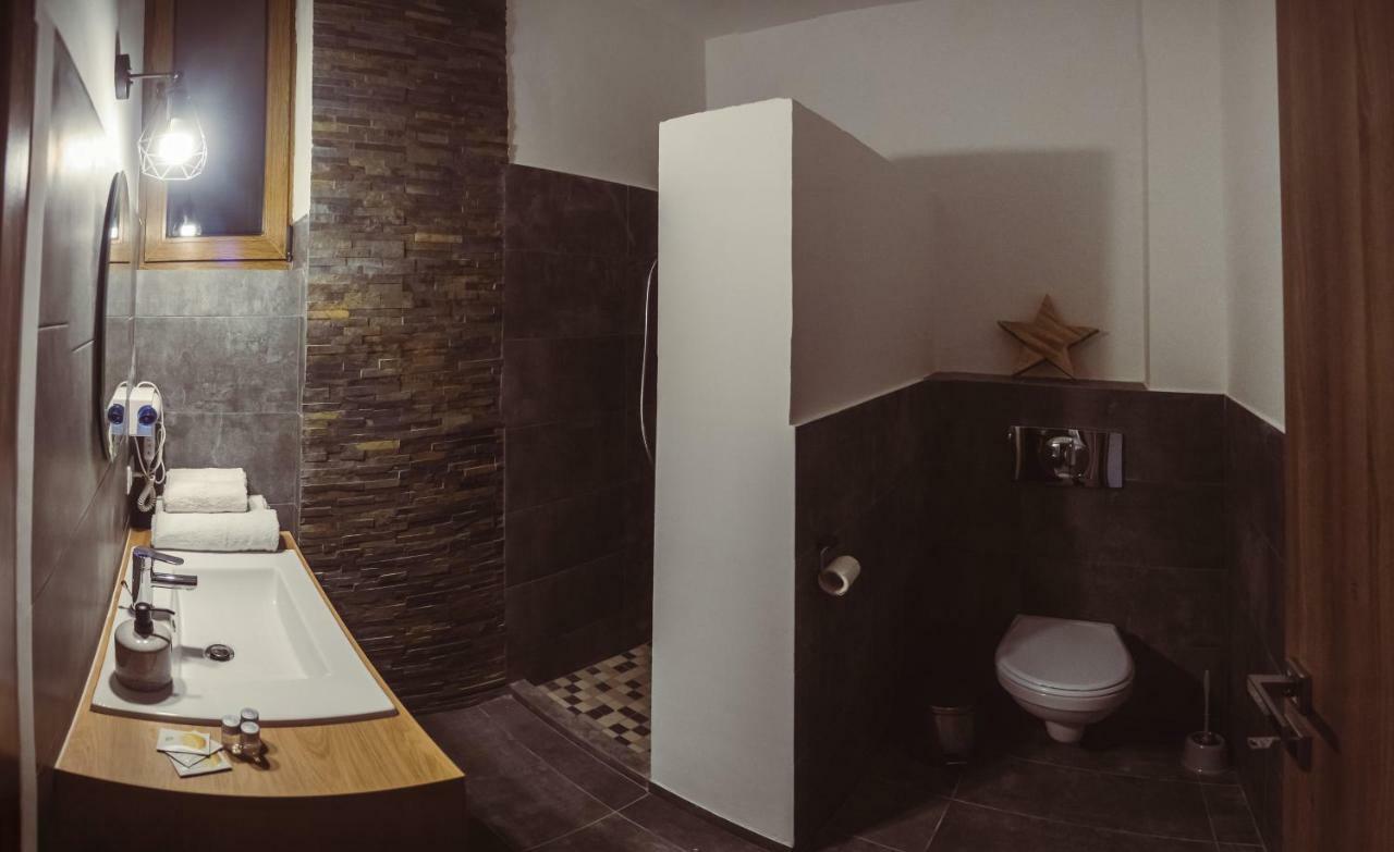 Timhouse Hotel Timisoara Bagian luar foto