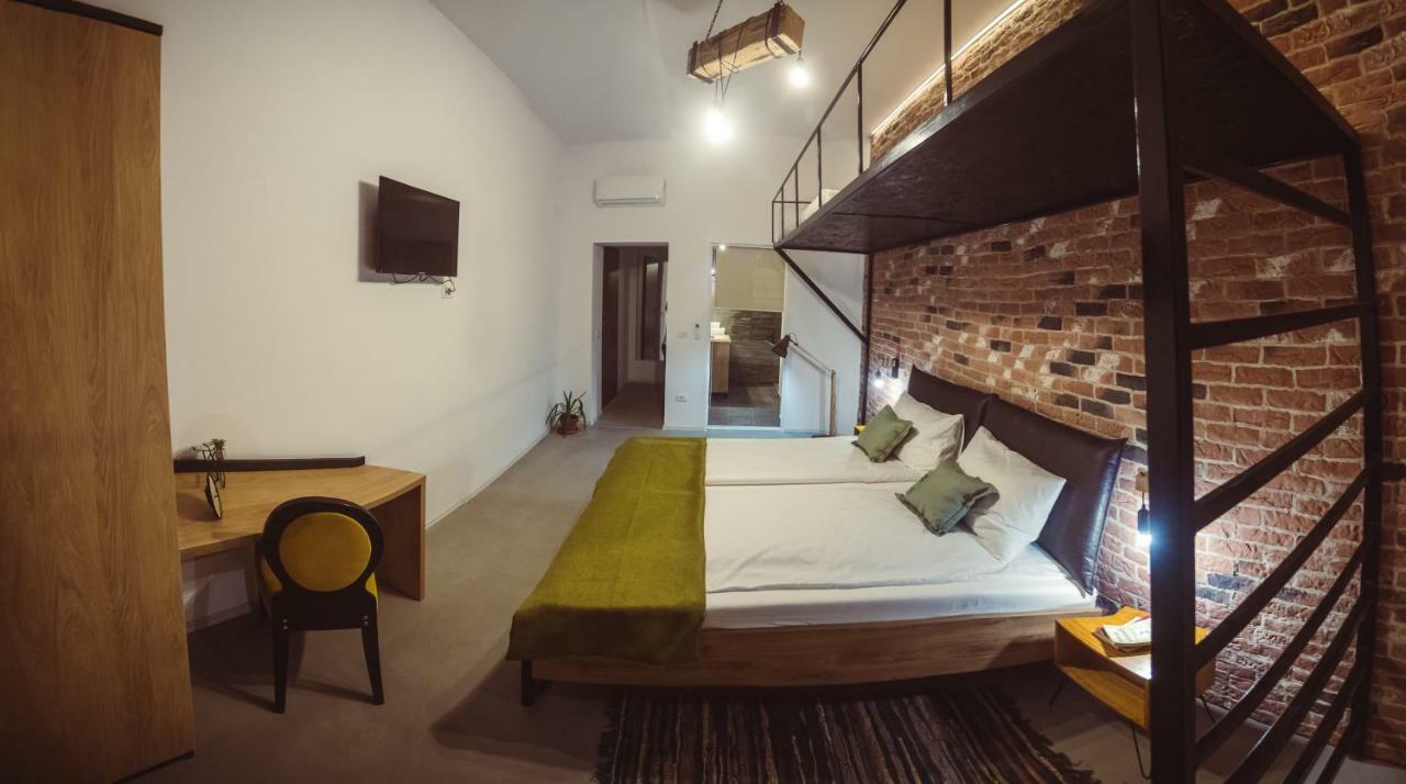 Timhouse Hotel Timisoara Bagian luar foto
