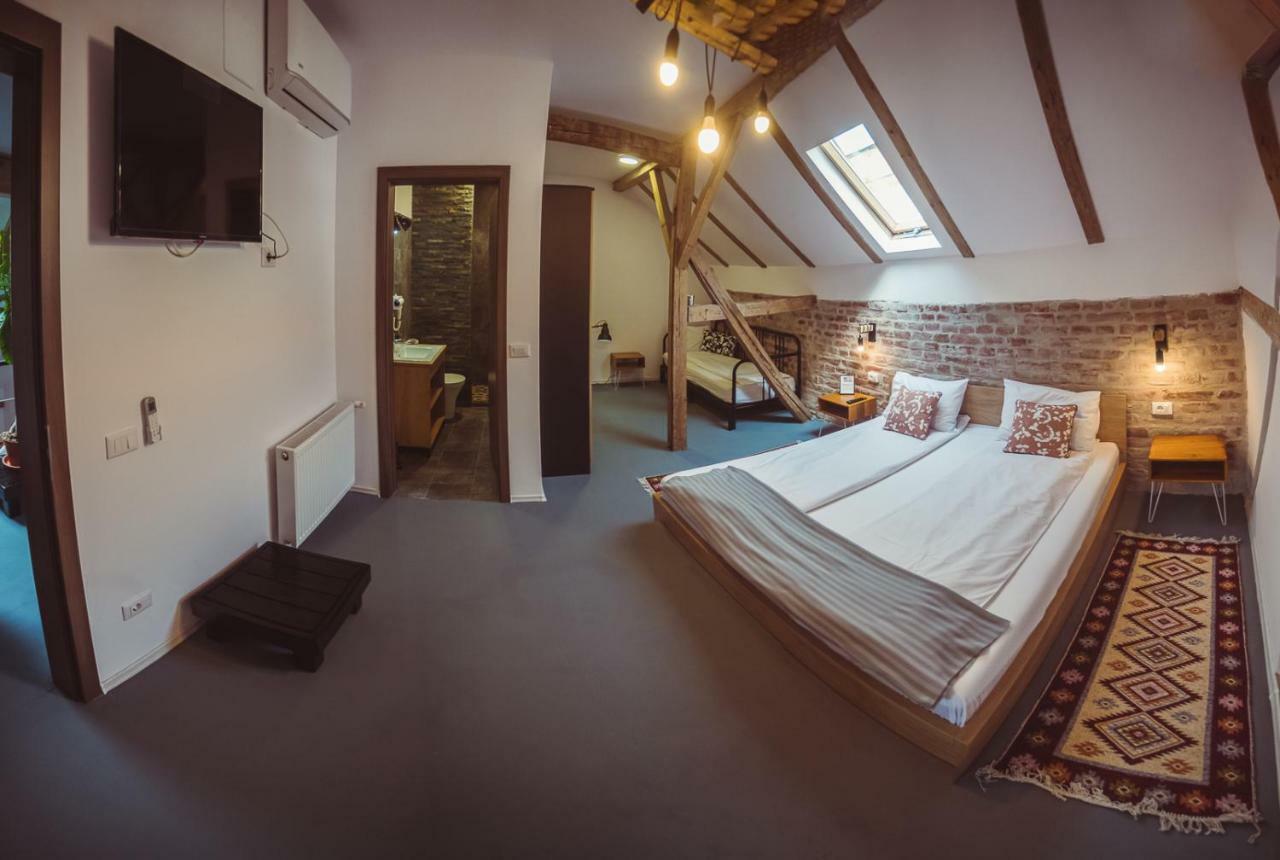 Timhouse Hotel Timisoara Bagian luar foto