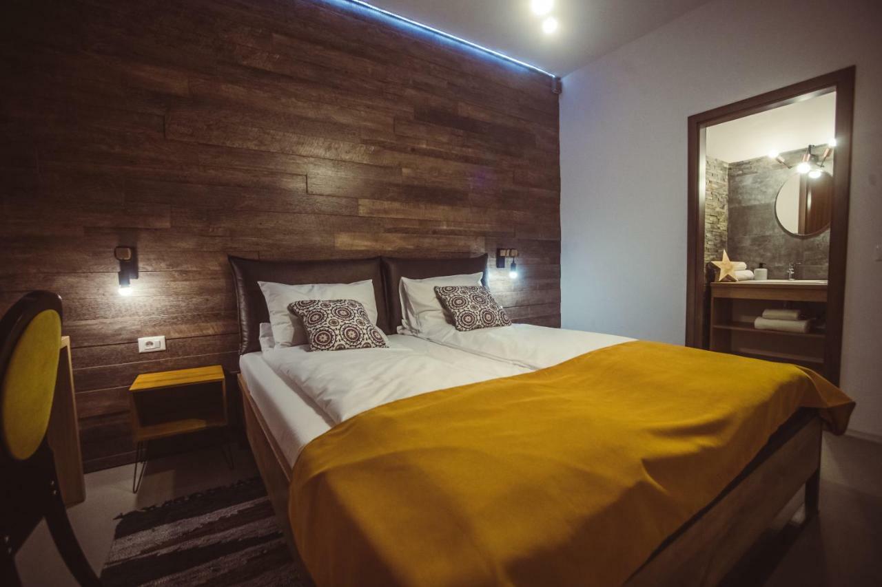 Timhouse Hotel Timisoara Bagian luar foto