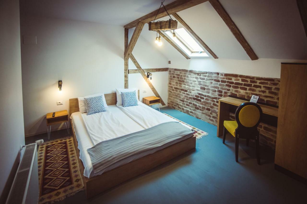 Timhouse Hotel Timisoara Bagian luar foto